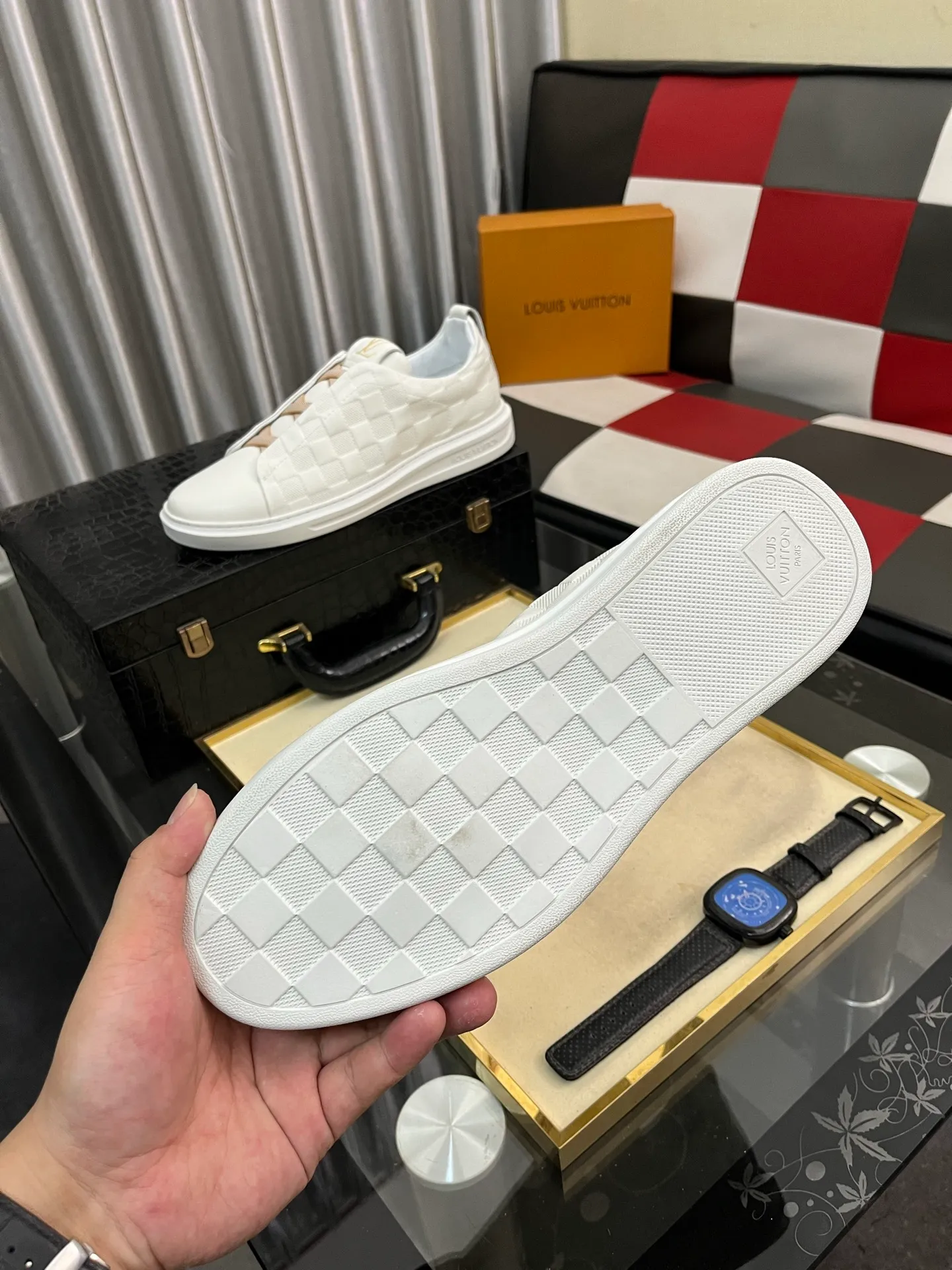 Men's shoes💰: 438⌚️⌚️"Loui* Vuitto*" LV's new Gaobang sports and casual shoes, imported first-layer cowhide ➕ imported sheepskin lining, high-end and comfortable, original outsole is light and wear-resistant! Purely handmade, details determine quality! Size 38-444️⃣Colors available